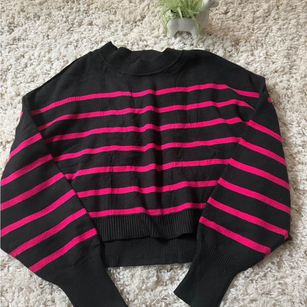 Meerokitty thick knit bell sleeve fashion Pink and black striped sweater